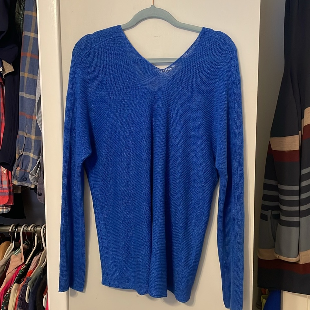 VINCE Linen V-Neck Sweater, Size Large - Picture 6 of 6